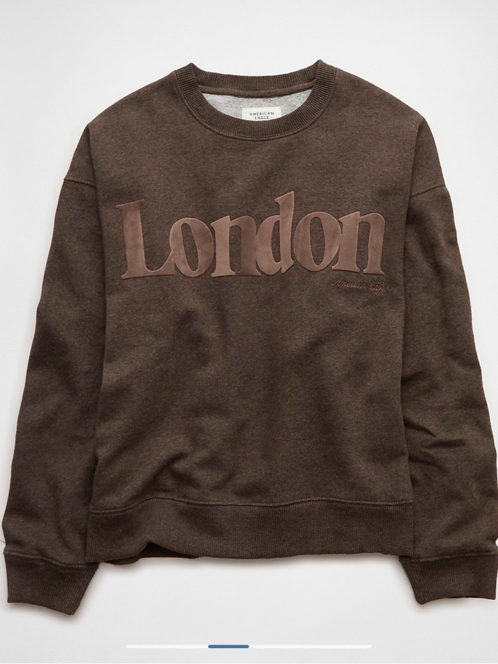 American Eagle AE London Velvet Graphic Sweatshirt Medium